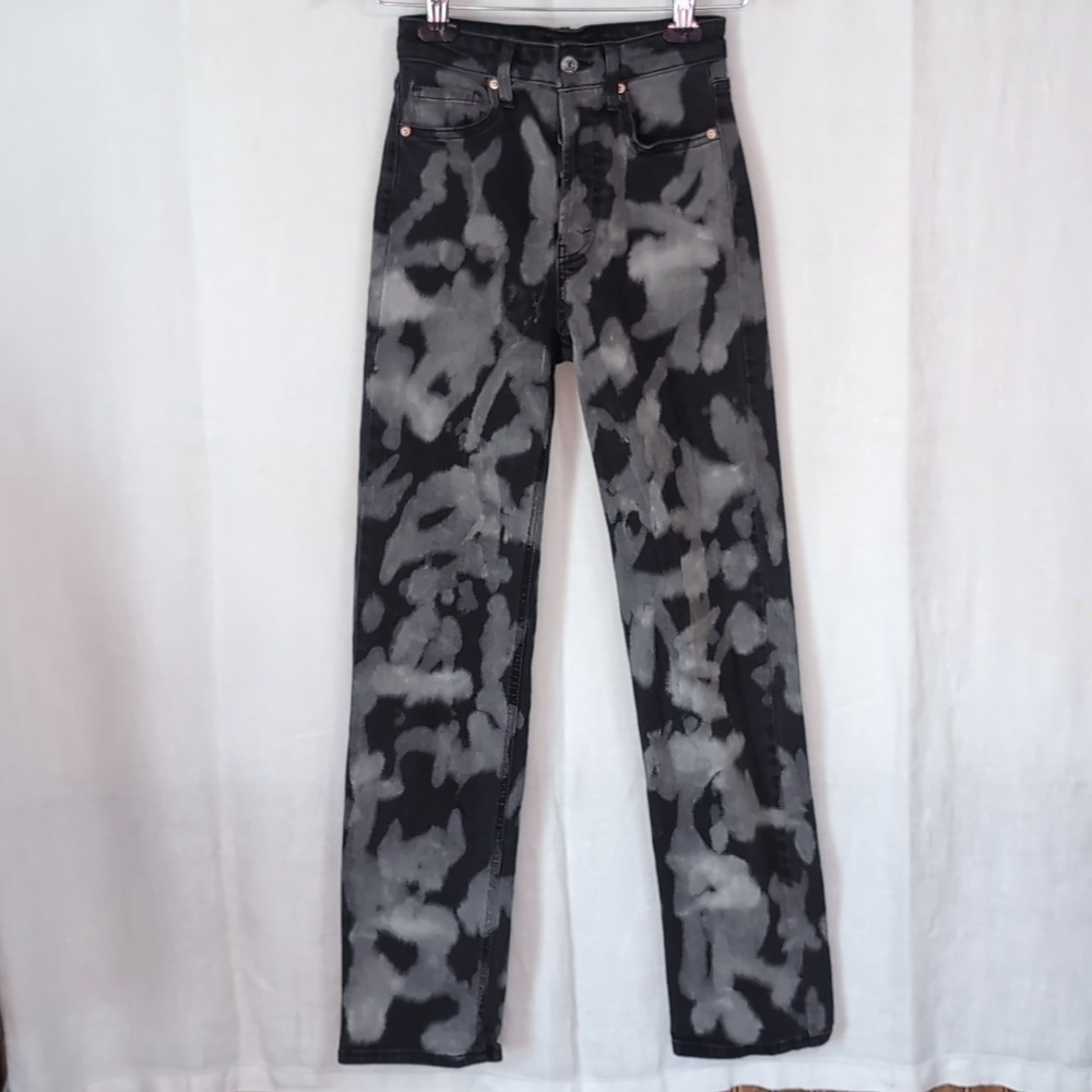 Wild Fable Black Bleach Dye Super High Rise Straight Jean Size 00